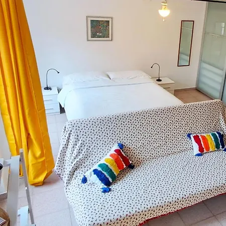 Apartment Centralissimo & Strategico -duomo Castello Stazione Muse- *