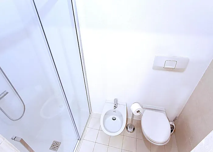 Apartment Centralissimo & Strategico -duomo Castello Stazione Muse- *