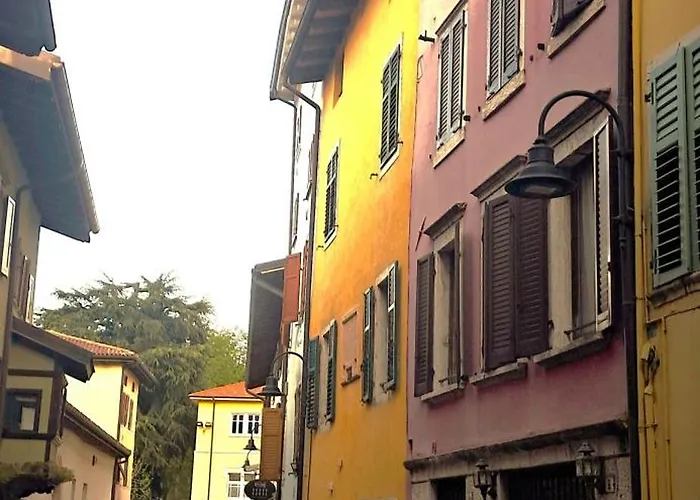 Centralissimo & Strategico -duomo Castello Stazione Muse- Trento